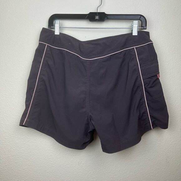 Patagonia Wimen  Wavefarer Cargo Shorts  size 12 - Picture 5 of 7